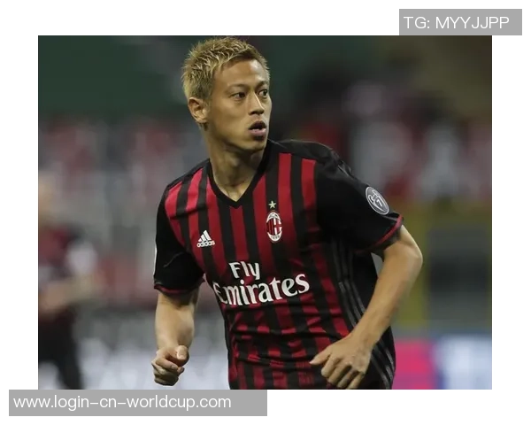 彭俊贤足球之路：从青涩少年到职业球员的成长历程与梦想追逐